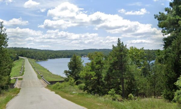 Triple Lot! 0.76 Acres Cherokee Village, AR 72529 - Fulton County - Three Adjoined Lots in Cherokee Village! - Image 2