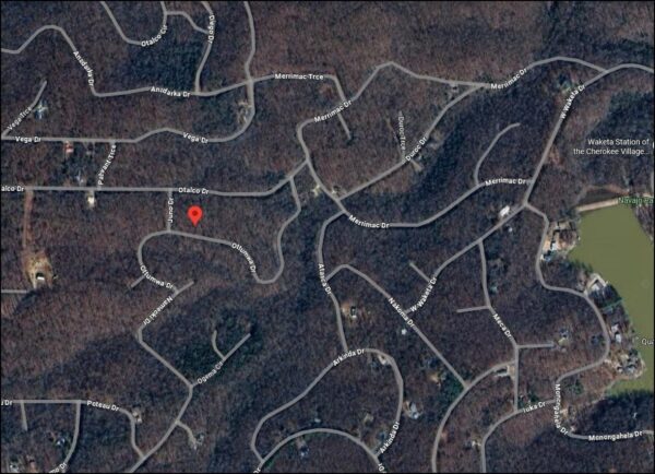 0.32 Acre Lot In Cherokee Village, AR Near Lake Navajo And Oneida Park With Creek Nearby - Image 3