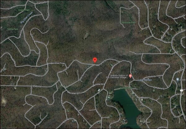 0.36 Acre Wooded Lot In Cherokee Village, AR Backing Forest Near Lake Navajo - Image 3